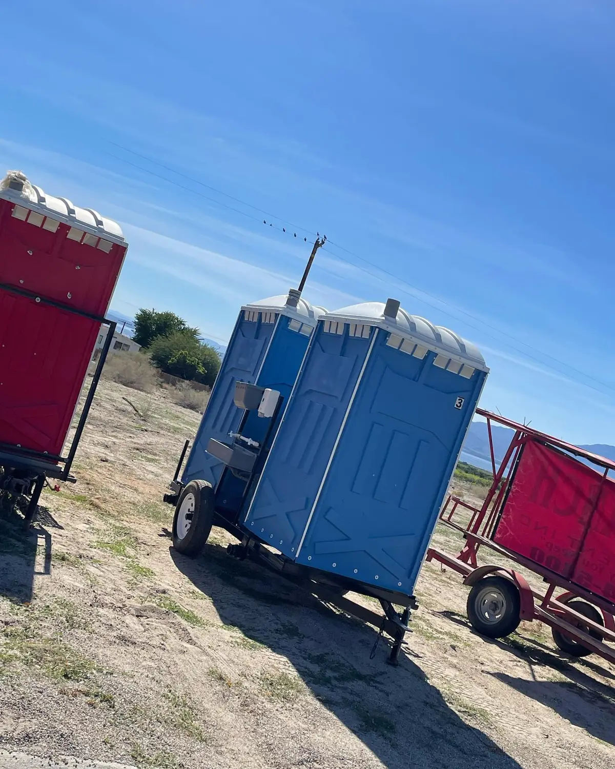 Porta potty rental setup for Fremont